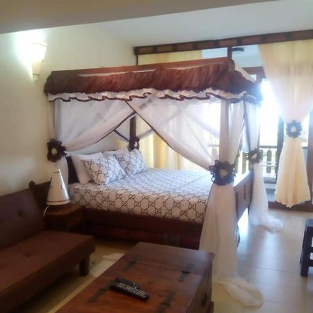 Golden Sands Resort Diani Beach Dış mekan fotoğraf