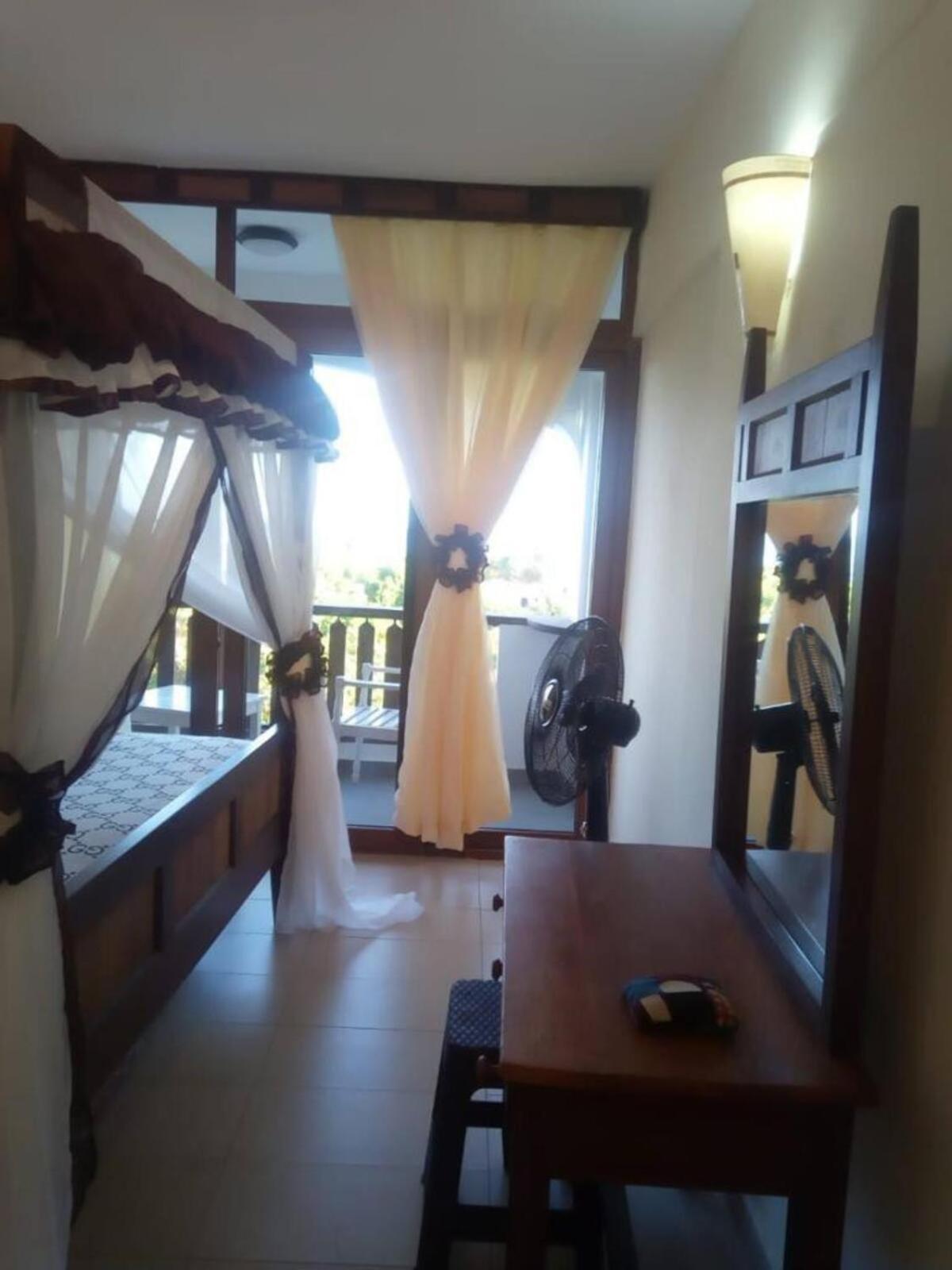 Golden Sands Resort Diani Beach Dış mekan fotoğraf